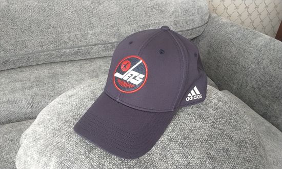Бейсболка Adidas Winnipeg Jets NHL