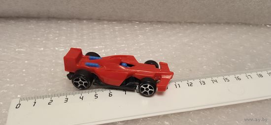 Коллекционная игрушка из Макдональдс. Барби и Хот ВИЛС, 2019г. Победоносный болид. 17