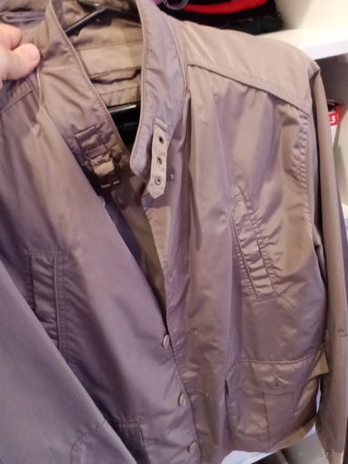 Куртка ветровка