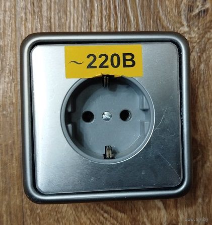 Розетка с коробкой-Германия.