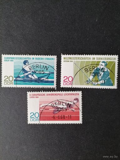 ГДР 1968 Полная серия марок "Международные легкоатлетические игры юниоров в Лейпциге" (спецгашение с клеем без наклеек) Mi.1372-1374 каталог 2.00 евро