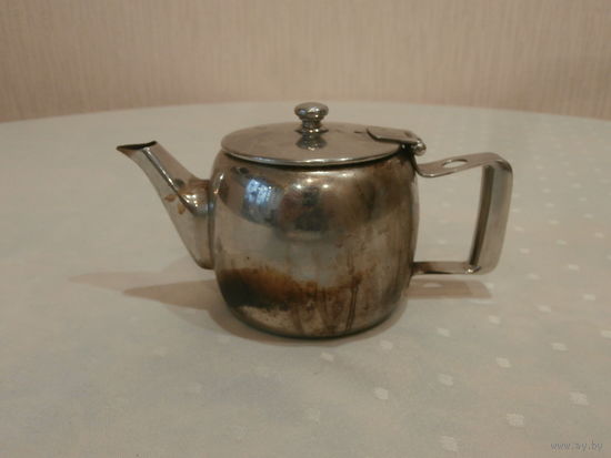 Чайник 18/10 stainless Испания высота 7.5 см., 300 ml.