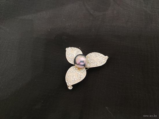 Брошь, цветочек