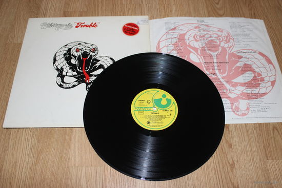 Whitesnake - Trouble