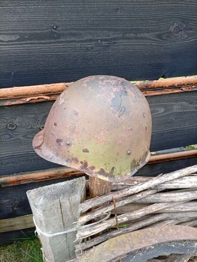 "Каска солдатская" Ркка СШ-40,шестиклепка с чердака,бодрая!