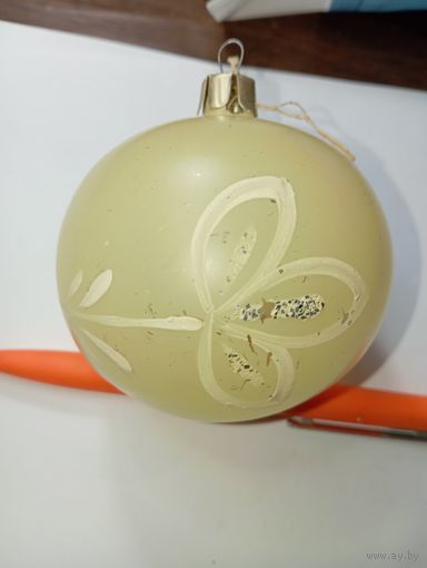 Ёлочная игрушка - Шарик ручная роспись . СССР . С рубля