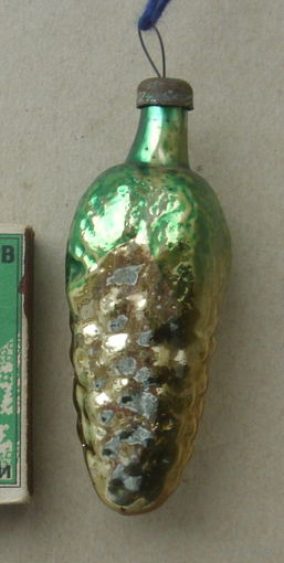 Ёлочная игрушка. Шишка. Д-47.