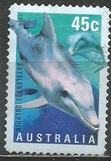 Австралия. Дкльфин. 1998г. Mi#1772.