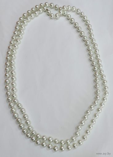 Бусы серебристые по жемчуг 80-е годы Европа. Длина 124 см. Стекло.