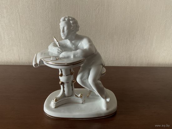 Фарфоровая статуэтка Пушкин (ЛФЗ).