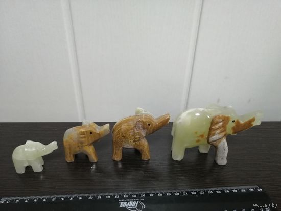 Слоны. Оникс.