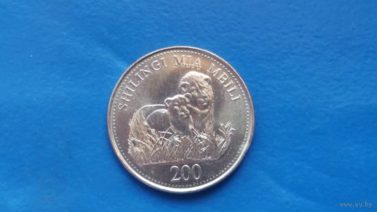 200  танзанийских шиллингов
