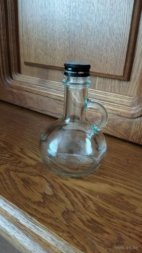 Бутылка (Графин). На 250 ml.