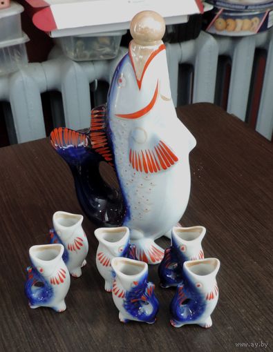 Рыбка - графин и 6 рюмок. Украина 60-70-е годы.