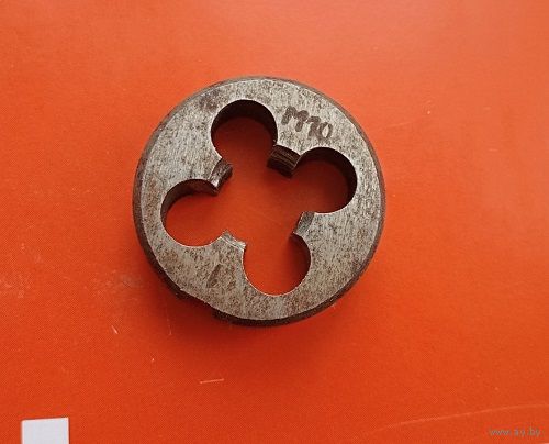 Плашка М10х1