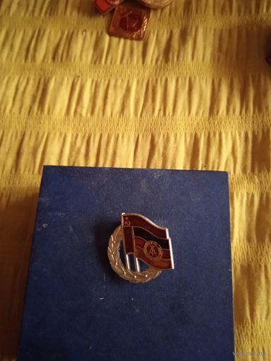 Знак ГДР