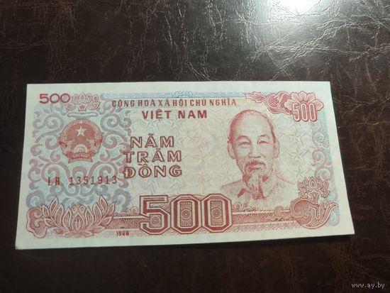Вьетнам 500 донгов образца 1988 года AUNC p101