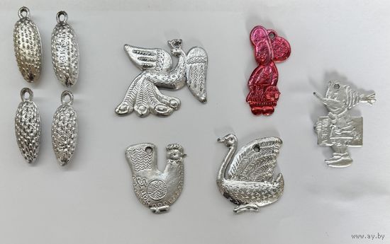 Ёлочная игрушка пластик СССР цена за все К.18