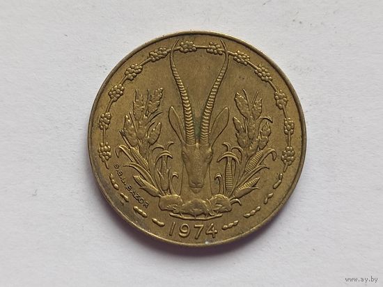 Западная Африка 10 франков 1974 г.