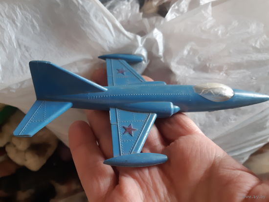 Самолет СССР игрушка. Старый пластик.