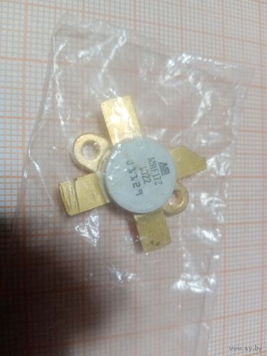 Транзистор новый