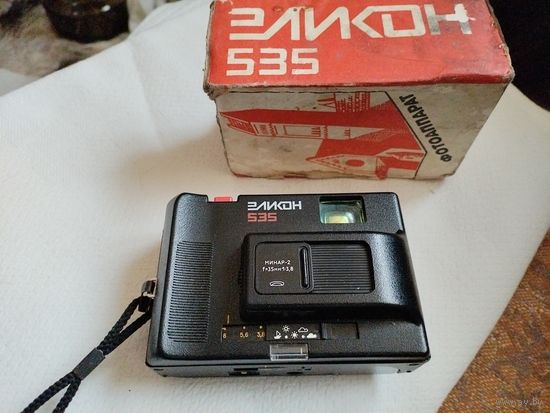 Фотоаппарат Эликон 535. СССР.