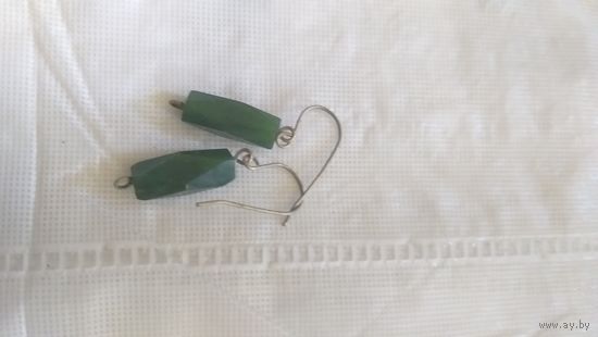 Серьги из нефрита