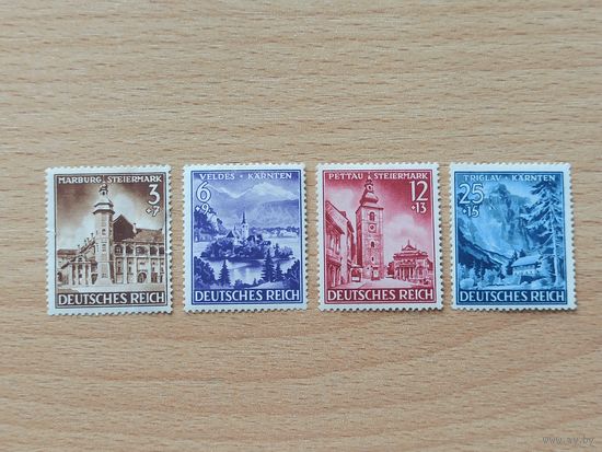 Замки. ПРИСОЕДИНЕНИЕ АВСТРИЙСКИХ ЗЕМЕЛЬ, серия 4 марки, Mi 806-809, 29 сентября 1941 MNH