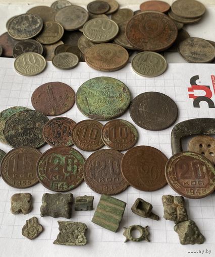 Монеты разные , накладки и др.