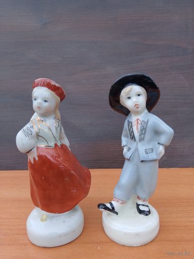 Форфор Латышский танец