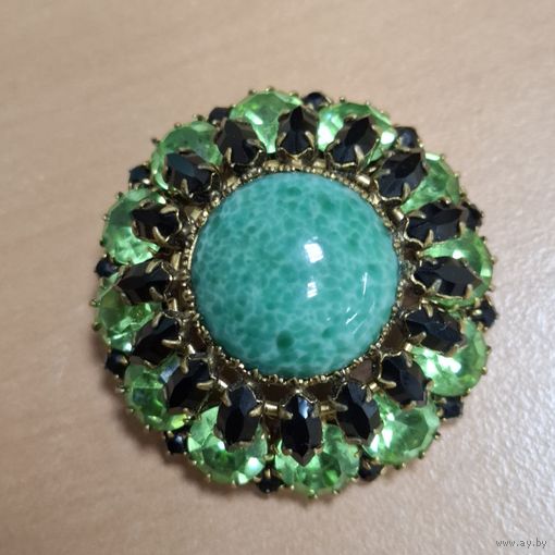 Великолепная брошь. Чешская бижутерия времен СССР.