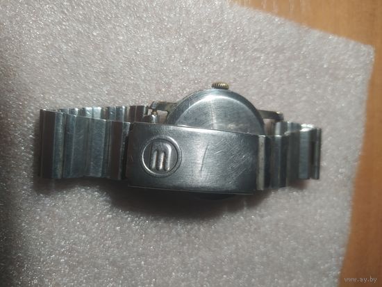 Часы зим идут