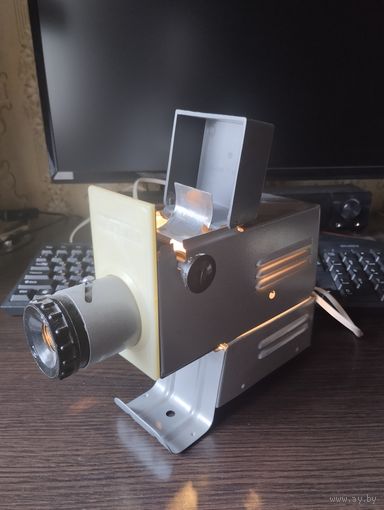 Фильмоскоп "Радуга".