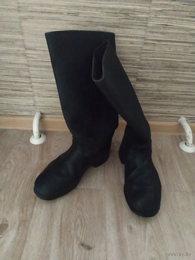 Сапоги кирзовые