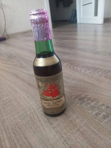 Вино десертное красное