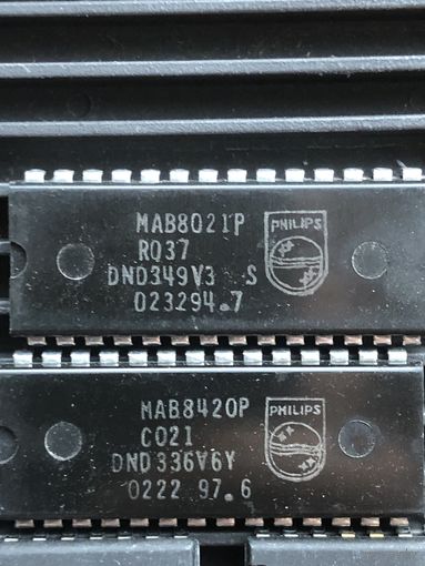 Микросхема MAB8021P-R037 PHILIPS