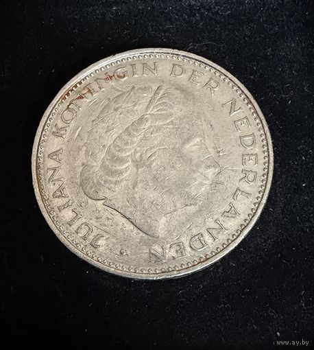 2 (1/2) гульдена. 1980 г.  Нидерланды.