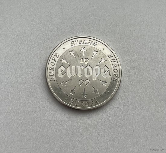 Настольная медаль