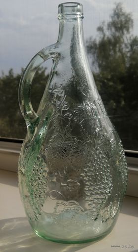Бутылка/графин. Из 90-х годов.