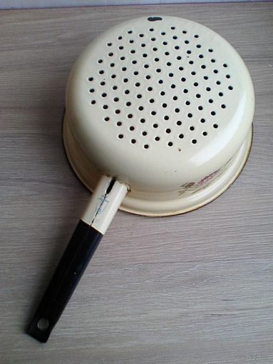 Дуршлаг - Эмалированный с Рисунком - СССР.