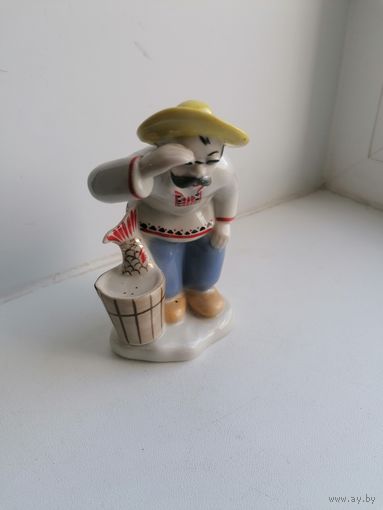 Статуэтка дед рыбак Полонное