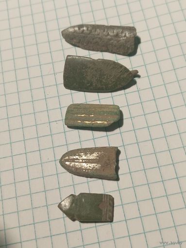 Накладки на кожу.