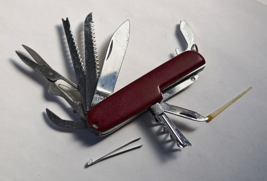 Складной перочинный нож