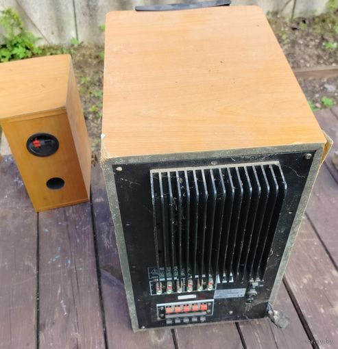 Сабвуфер и колонки на запчасти