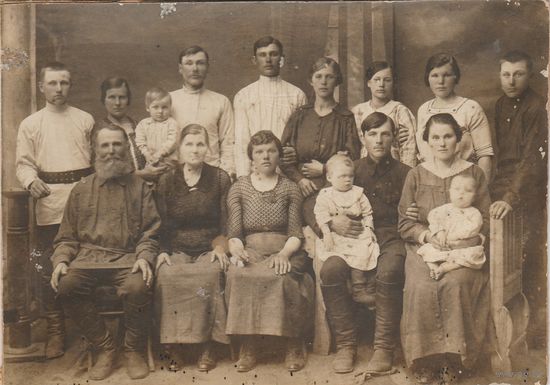 Фотография /большая семья/