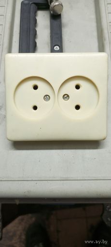 Розетка двойная СССР с рубля
