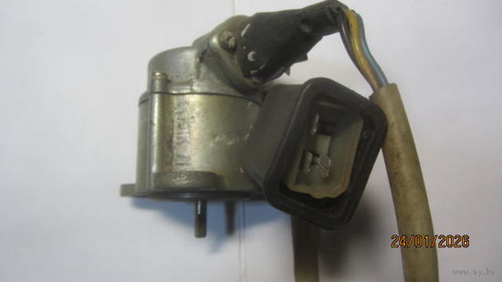 МЭ-307 (12-24В,3 вывода) - электрический датчик-генератор для привода спидометра