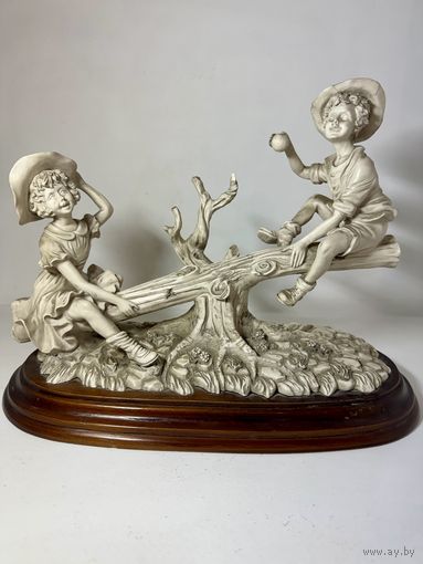 Старинная статуэтка Каподимонте