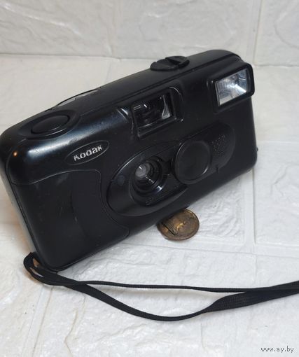 Фотоаппарат Kodak . С рубля без МЦ . Много лотов с рубля без МЦ .
