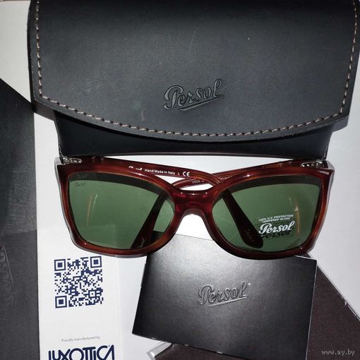 Солнцезащитные очки Persol